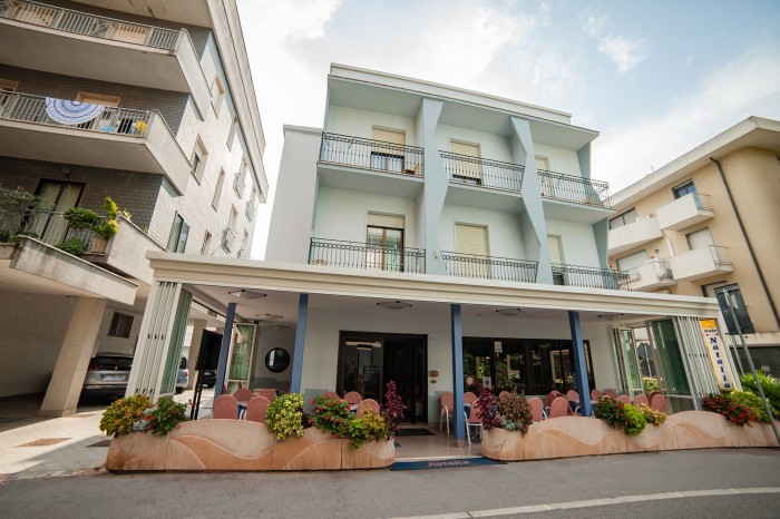Albergo hotel natalia igea marina rimini