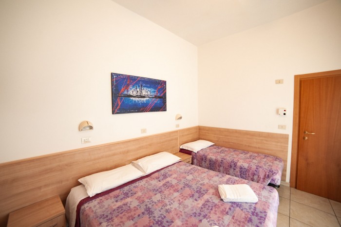 Camera tripla igea marina hotel natalia