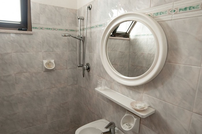 Hotel natalia bagno stanza singola