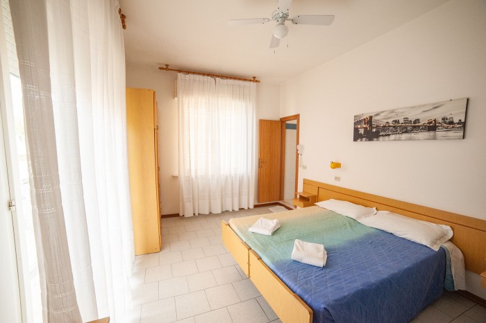 Hotel natalia camera quadrupla igea marina