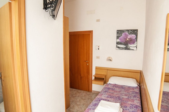 Hotel stanza singola bagno in camera